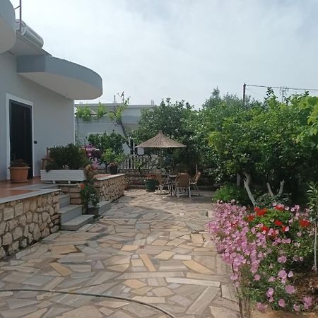 Vila Rexhaj Ksamil Exteriér fotografie