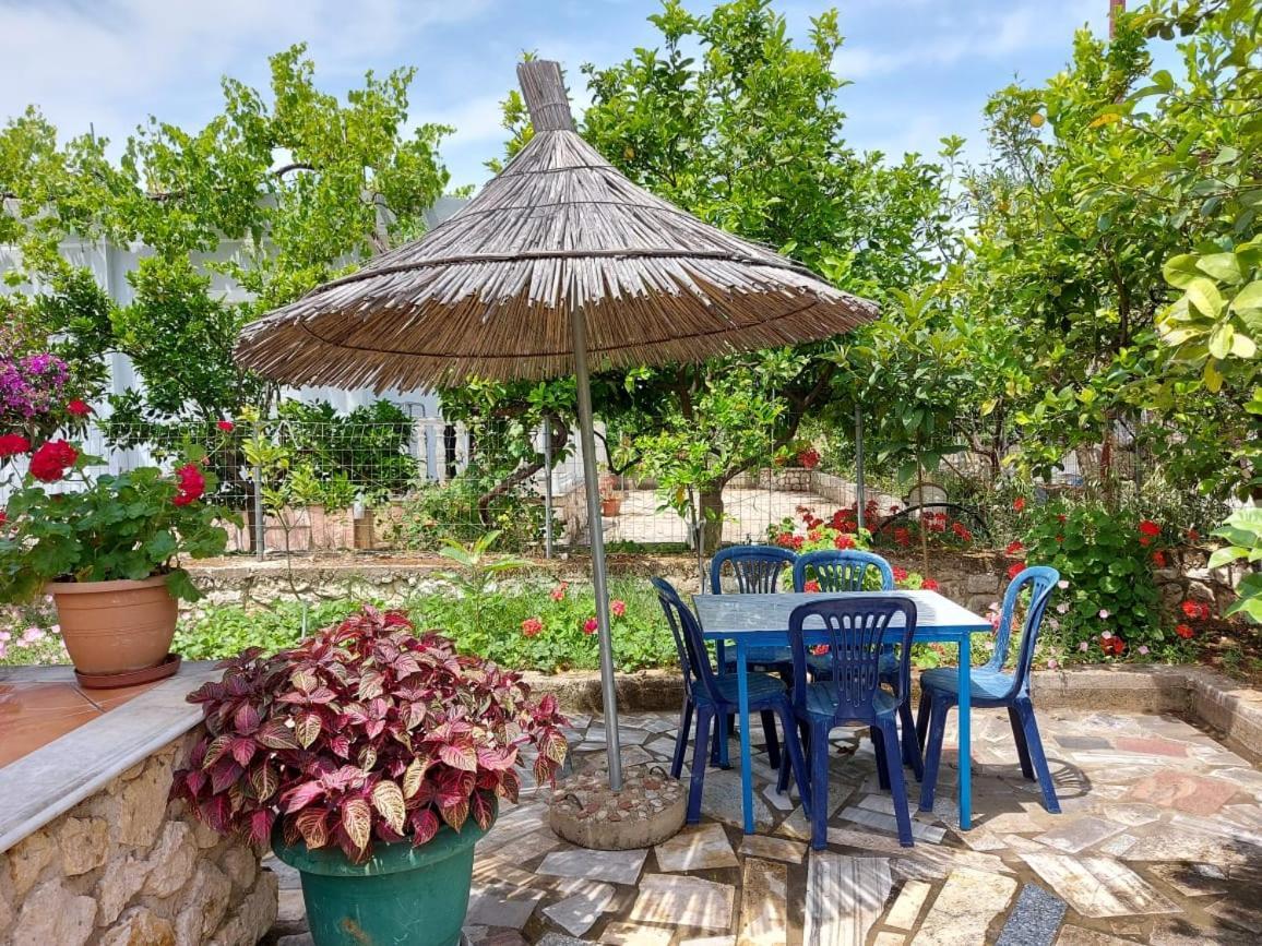 Vila Rexhaj Ksamil Exteriér fotografie