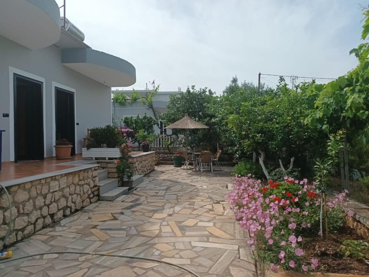 Vila Rexhaj Ksamil Exteriér fotografie